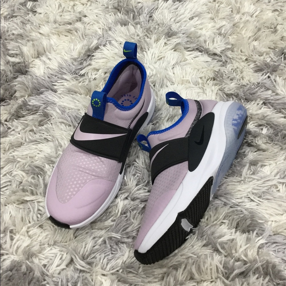 NIB NIKE JOYRIDE NOVA